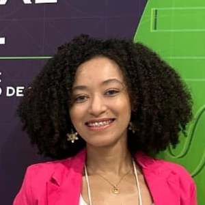 Dafiny Silva Vitoriano de Carvalho