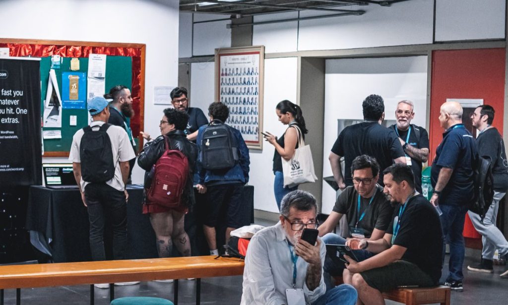Área de Patrocinadores no WordCamp Brasil 2025